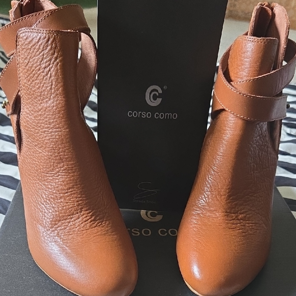 Corso Como Tan Ankle Booties with Side Buckle